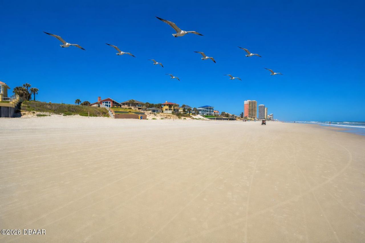 1504 N Atlantic Avenue, Daytona Beach, FL 32118 Photo
