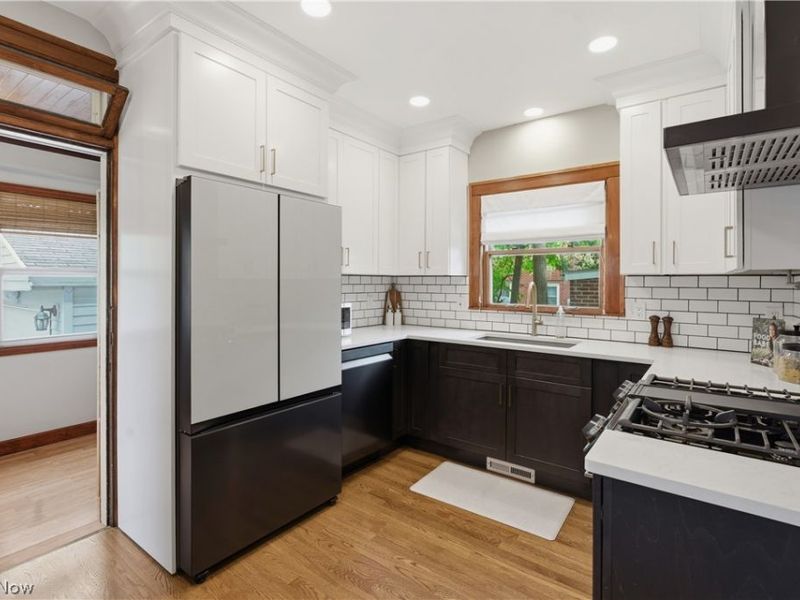 17212 Hilliard Road, Lakewood, OH 44107 Photo 9