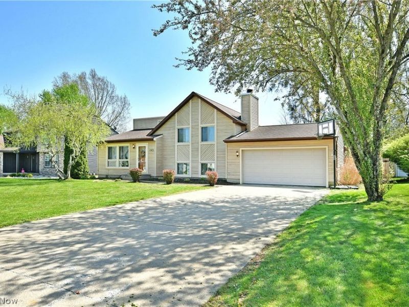 193 Chapel Hill Drive NW, Warren, OH 44483 Photo 2