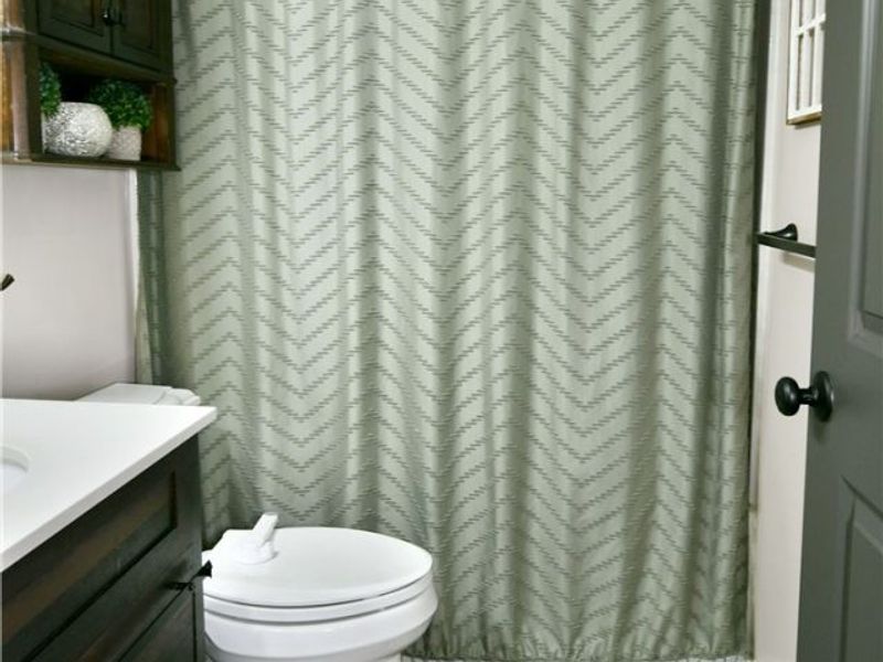 193 Chapel Hill Drive NW, Warren, OH 44483 Photo 24