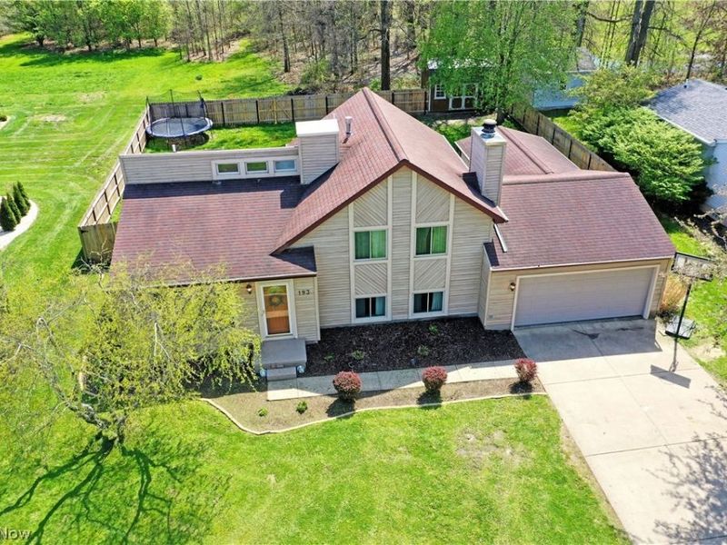 193 Chapel Hill Drive NW, Warren, OH 44483 Photo 3