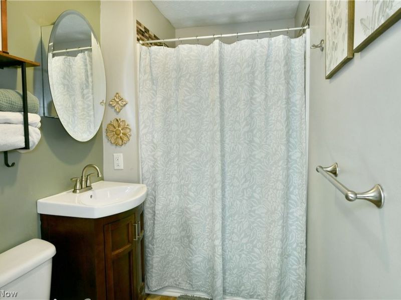 193 Chapel Hill Drive NW, Warren, OH 44483 Photo 42