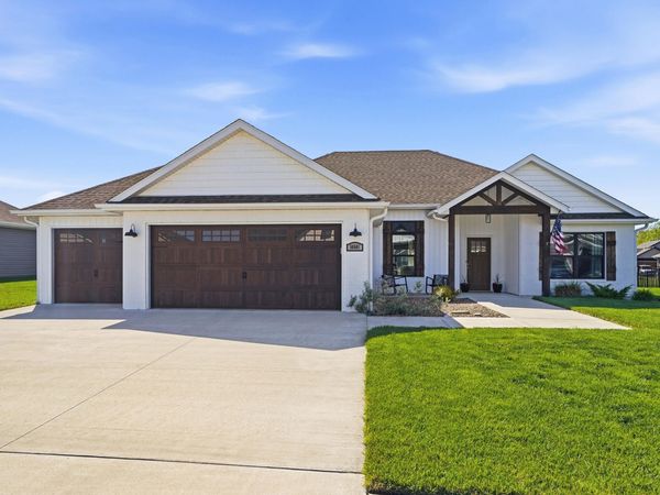 14641 Wellstead Drive, Hallsville, MO 65255