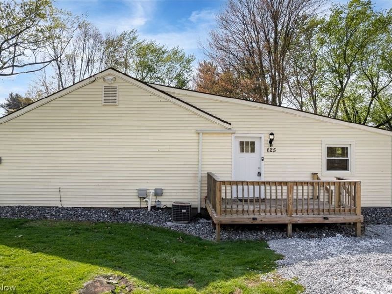 625 Moore Road, Akron, OH 44319 Photo 28