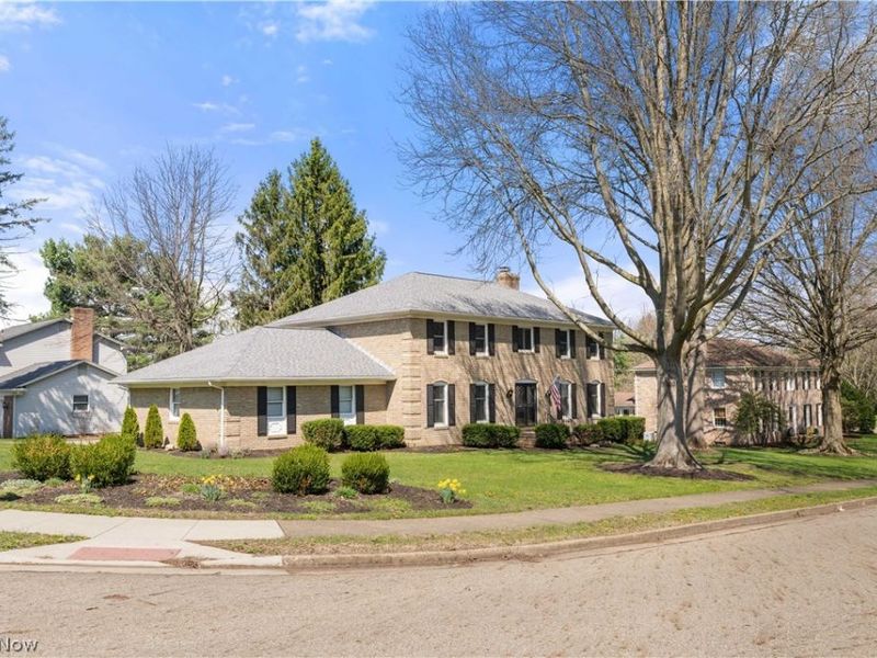 4705 Woodland Avenue NW, Canton, OH 44709 Photo 2