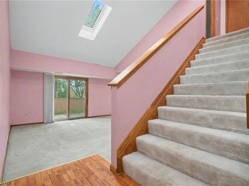 1416 Loop Road , Kent, OH 44240 Photo 3