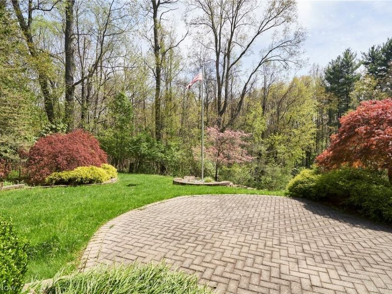 1484 Camden Ridge Boulevard , Akron, OH 44312 Photo 26