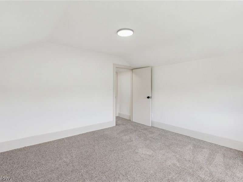 3856 W 162nd Street , Cleveland, OH 44111 Photo 28