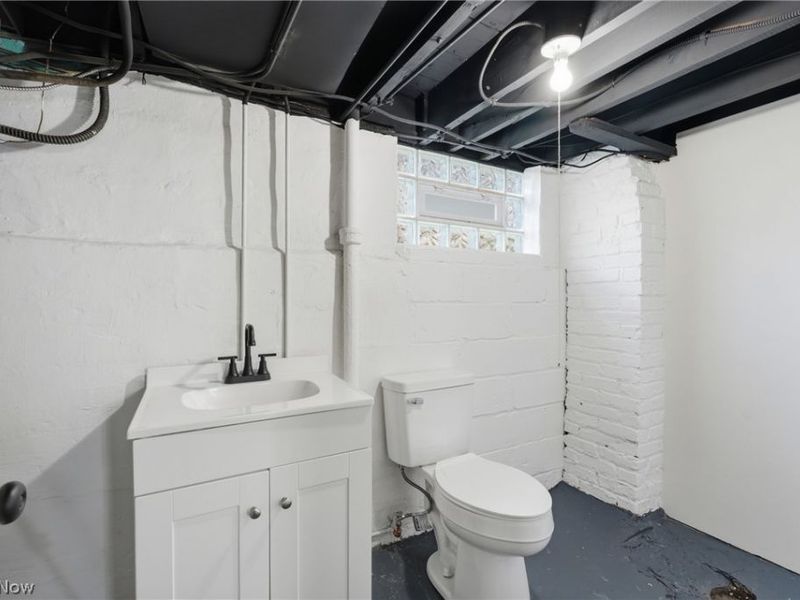 3856 W 162nd Street , Cleveland, OH 44111 Photo 32