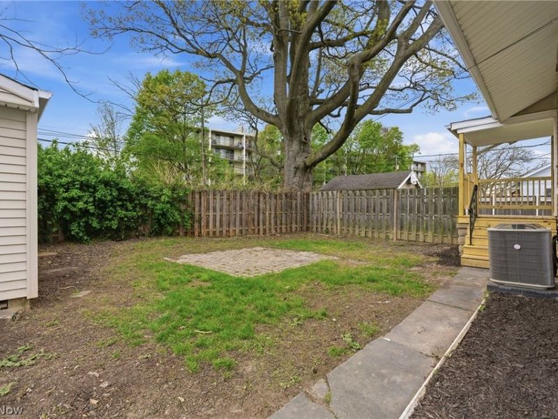 3856 W 162nd Street , Cleveland, OH 44111 Photo 40