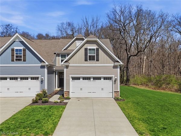 1581 Mud Brook Court , Akron, OH 44313