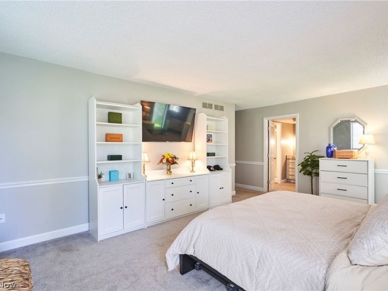 874 Hampton Ridge Drive , Akron, OH 44313 Photo 17