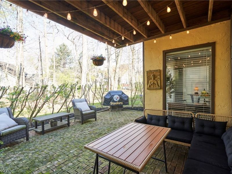 874 Hampton Ridge Drive , Akron, OH 44313 Photo 24