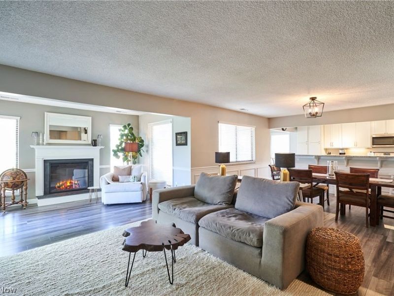 874 Hampton Ridge Drive , Akron, OH 44313 Photo 4