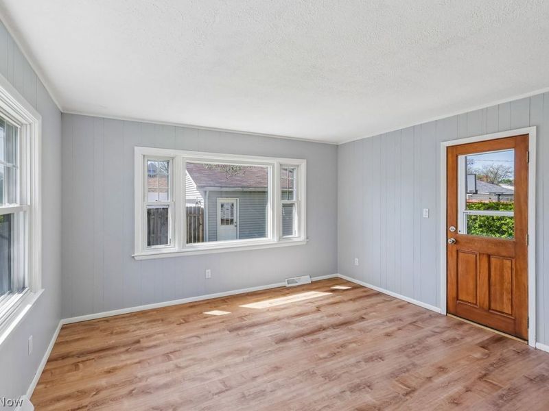 4164 W 160th Street , Cleveland, OH 44135 Photo 16