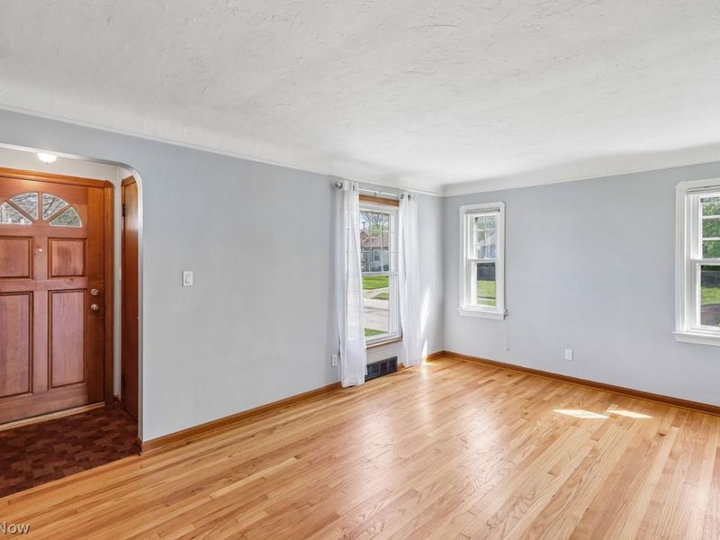 4164 W 160th Street , Cleveland, OH 44135 Photo 6