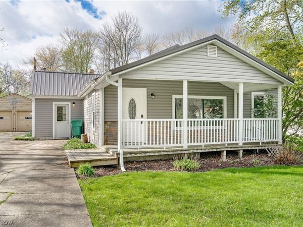 445 Russell Avenue , Poland, OH 44514