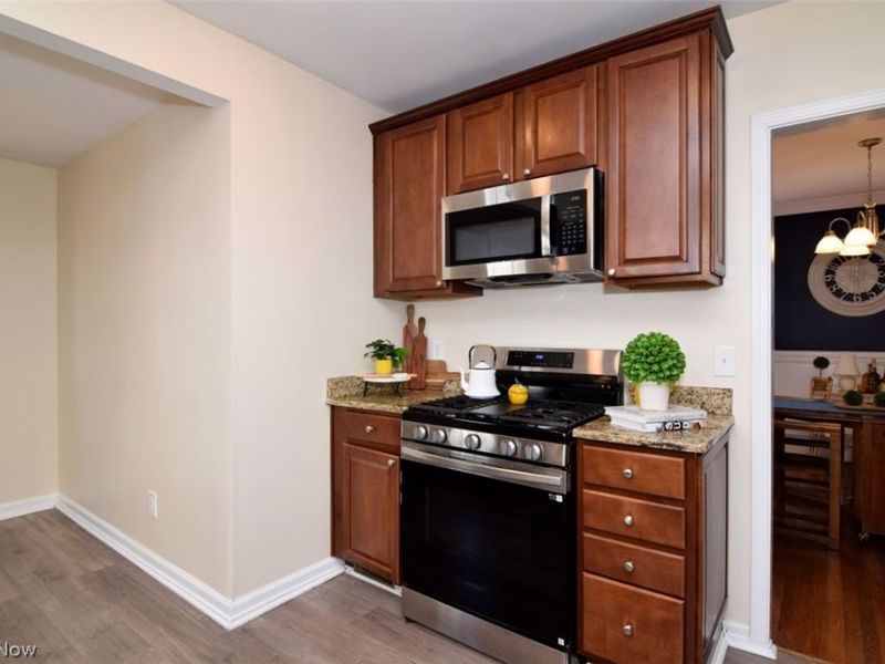 18231 Sherrington Road , Shaker Heights, OH 44122 Photo 16