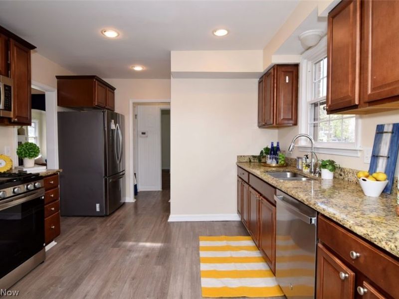 18231 Sherrington Road , Shaker Heights, OH 44122 Photo 19