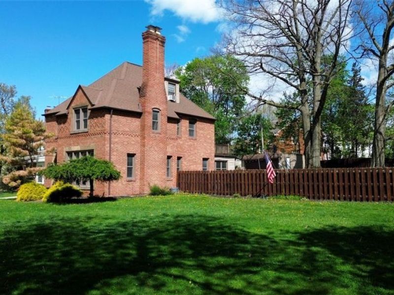 18231 Sherrington Road , Shaker Heights, OH 44122 Photo 44