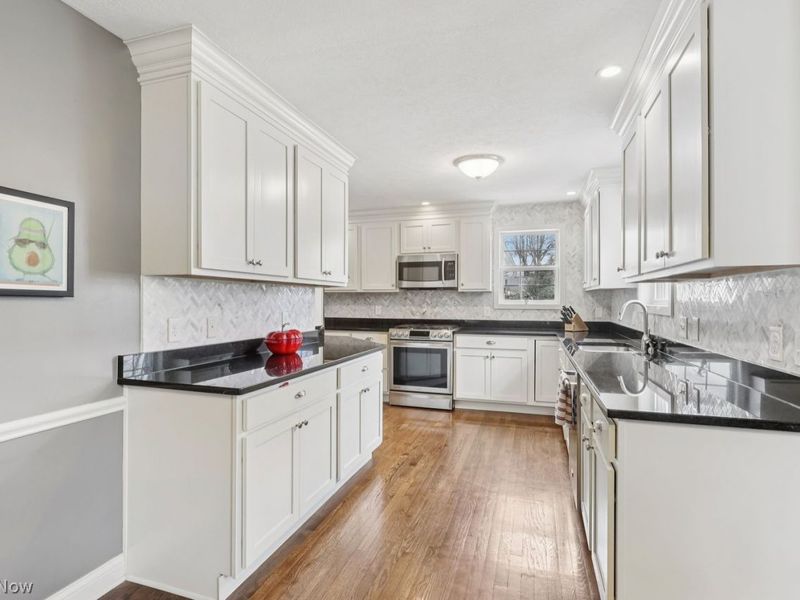 128 Harvey Parkway , Avon Lake, OH 44012 Photo 15