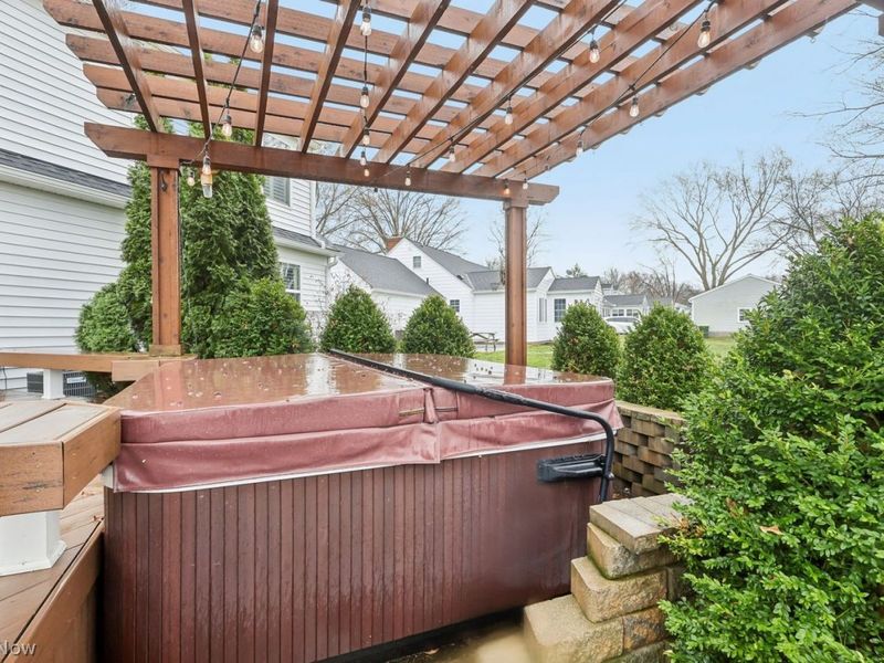 128 Harvey Parkway , Avon Lake, OH 44012 Photo 4