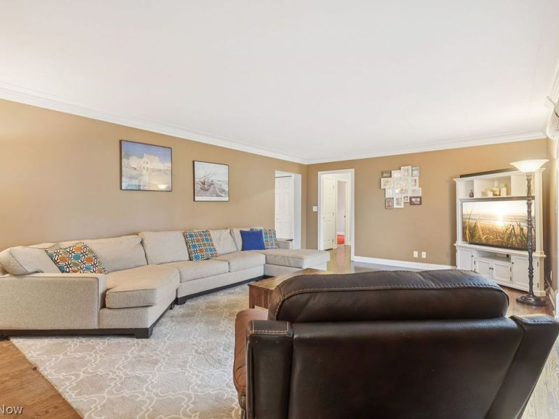 128 Harvey Parkway , Avon Lake, OH 44012 Photo 8