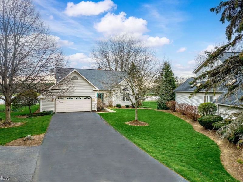 2139 Fairway Boulevard , Hudson, OH 44236 Photo 2