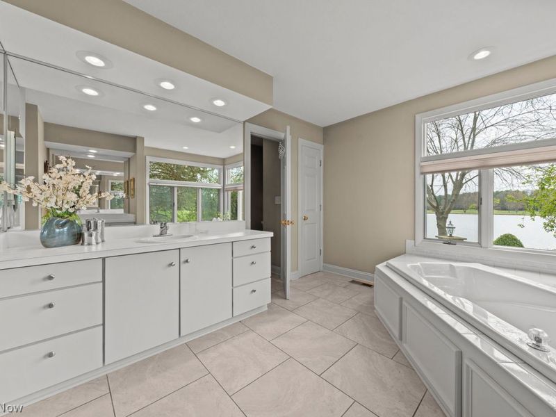 2139 Fairway Boulevard , Hudson, OH 44236 Photo 23