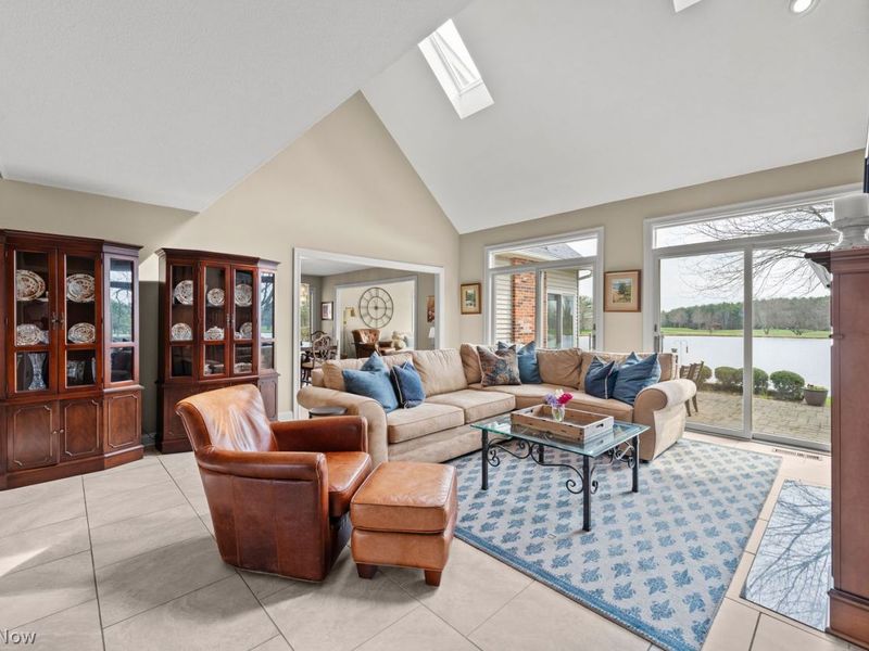 2139 Fairway Boulevard , Hudson, OH 44236 Photo 9