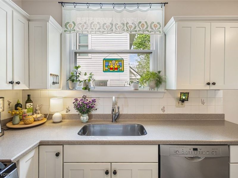 3361 Bradford Road , Cleveland Heights, OH 44118 Photo 18