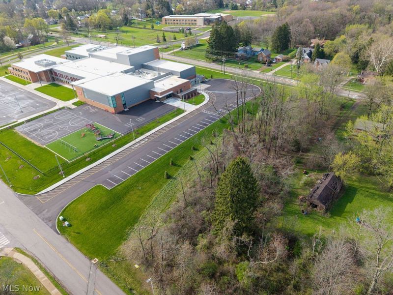 743 Broad Street , Wadsworth, OH 44281 Photo 14