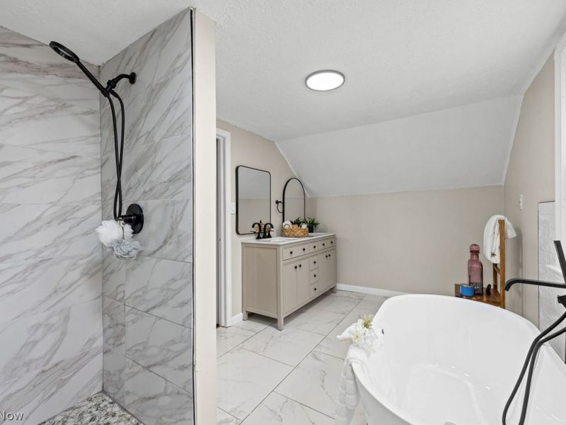 4198 Wyncote Road , South Euclid, OH 44121 Photo 18