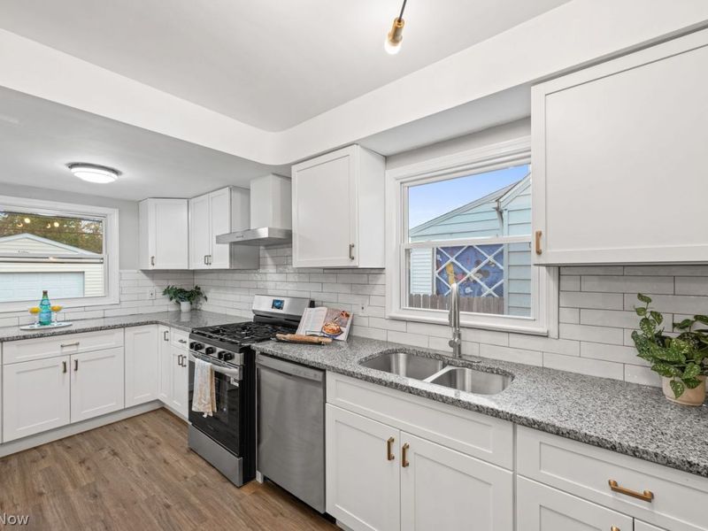 4198 Wyncote Road , South Euclid, OH 44121 Photo 7