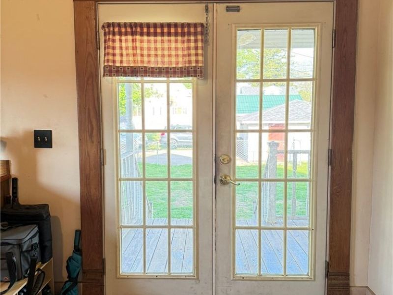 605 S River Street, Newcomerstown, OH 43832 Photo 15