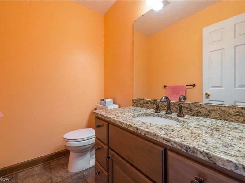 16225 Lake Forest Drive , Strongsville, OH 44136 Photo 25