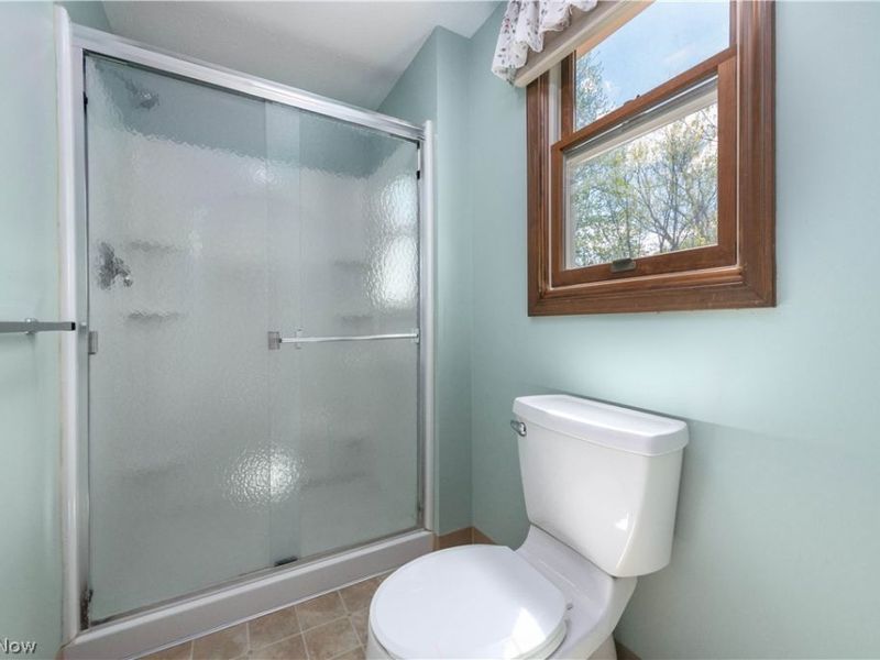 16225 Lake Forest Drive , Strongsville, OH 44136 Photo 30