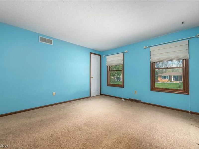 16225 Lake Forest Drive , Strongsville, OH 44136 Photo 37