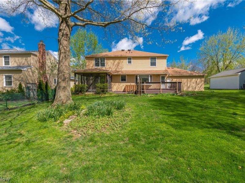 16225 Lake Forest Drive , Strongsville, OH 44136 Photo 41