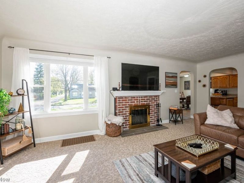 102 S Main Street, Austintown, OH 44515 Photo 11