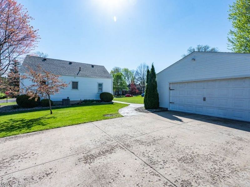 102 S Main Street, Austintown, OH 44515 Photo 47