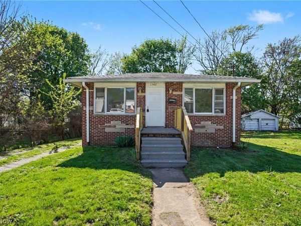 1342 South Hawkins Ave , Akron, OH 44320