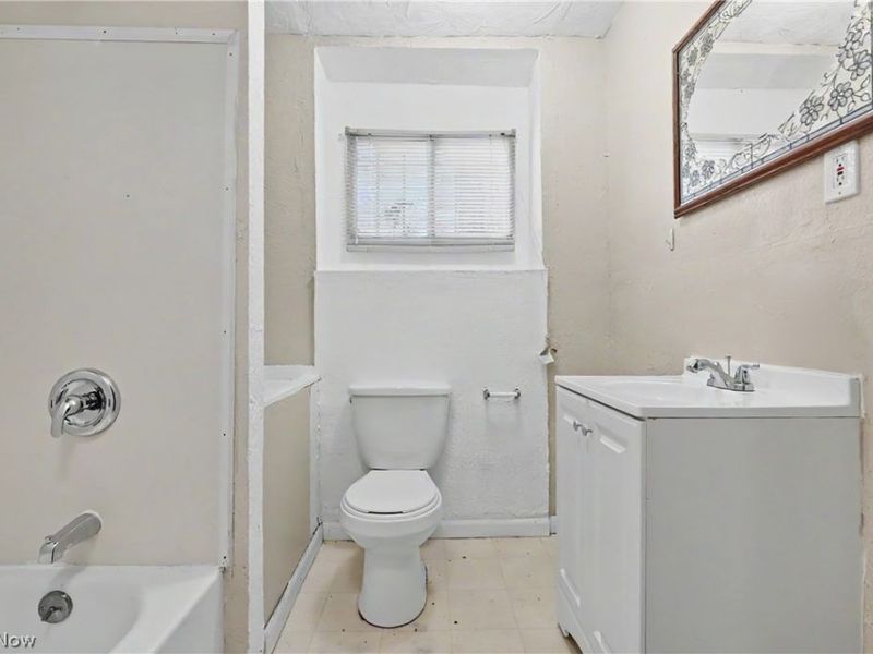 1342 South Hawkins Ave , Akron, OH 44320 Photo 32