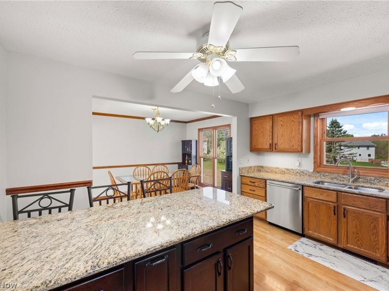 13811 Lodge Drive , North Royalton, OH 44133 Photo 16