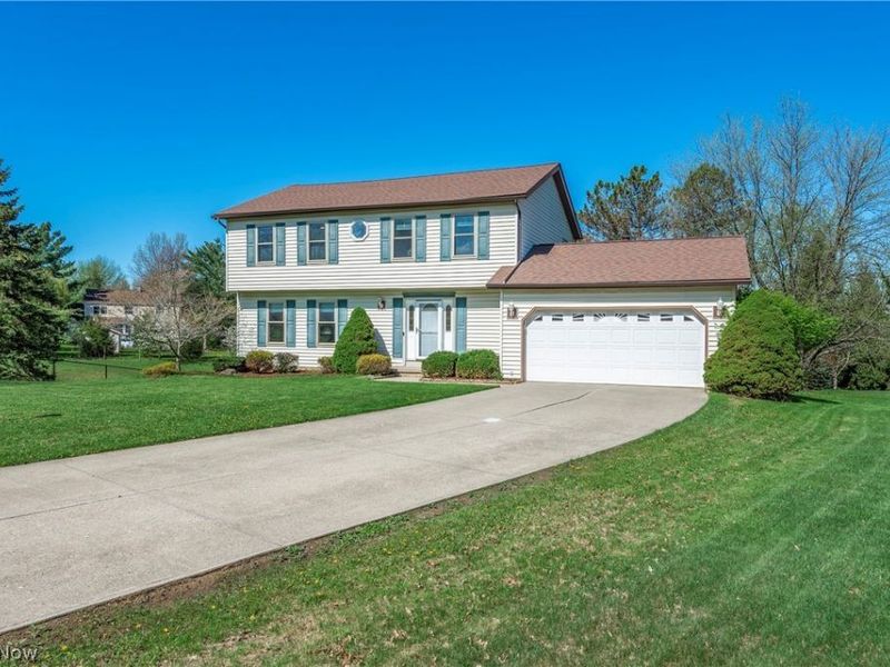 13811 Lodge Drive , North Royalton, OH 44133 Photo 2