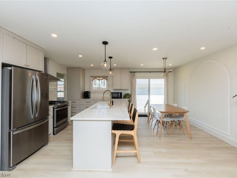 24456 Noreen Drive , North Olmsted, OH 44070 Photo 10