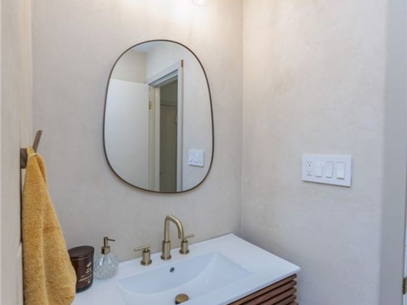 24456 Noreen Drive , North Olmsted, OH 44070 Photo 30