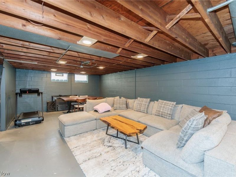 24456 Noreen Drive , North Olmsted, OH 44070 Photo 34