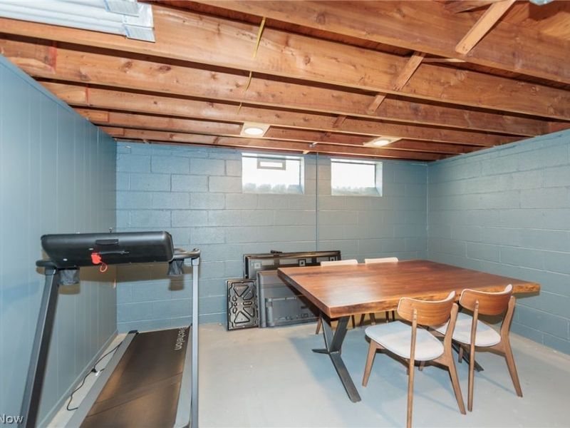 24456 Noreen Drive , North Olmsted, OH 44070 Photo 36