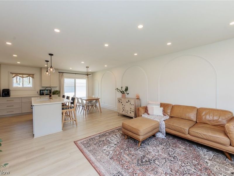 24456 Noreen Drive , North Olmsted, OH 44070 Photo 5